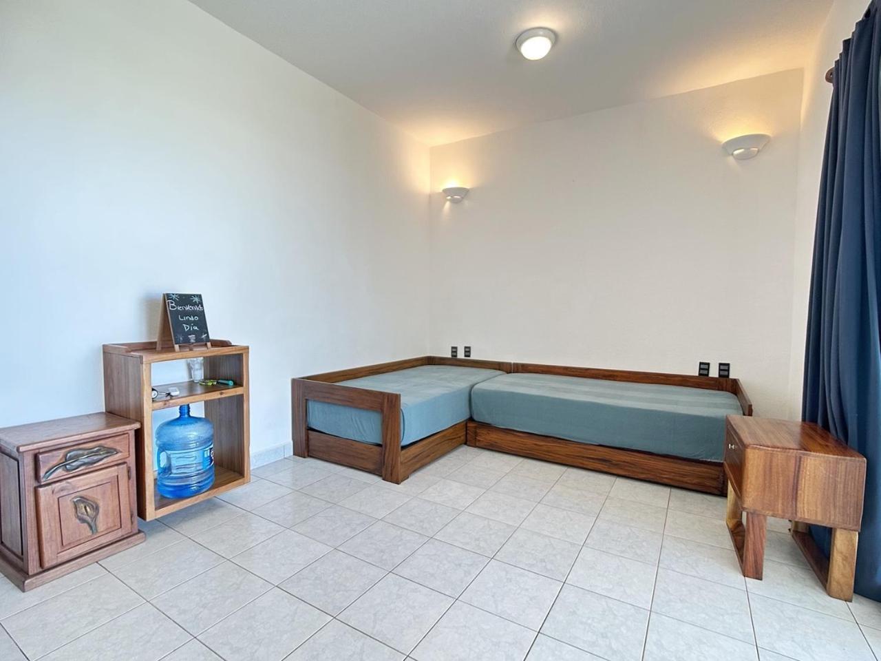 Hotel Tres Santos Тронконес Экстерьер фото